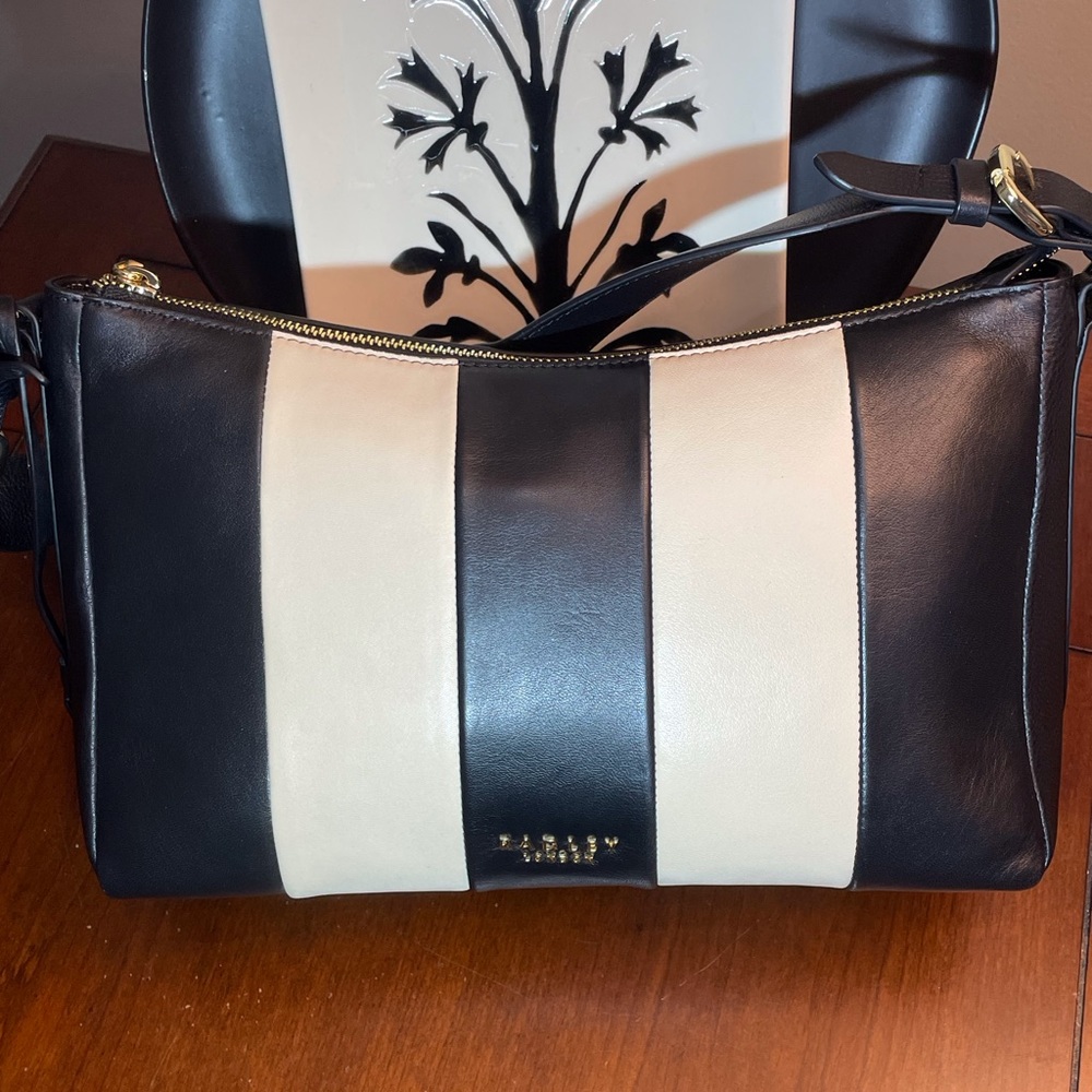 Radley London Dukes Place Stripe Quilt Med. zip Top